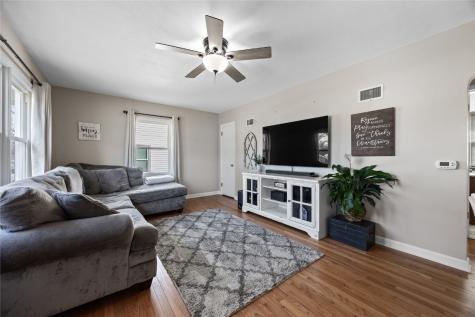 1129 Washington Drive Marion IA 52302