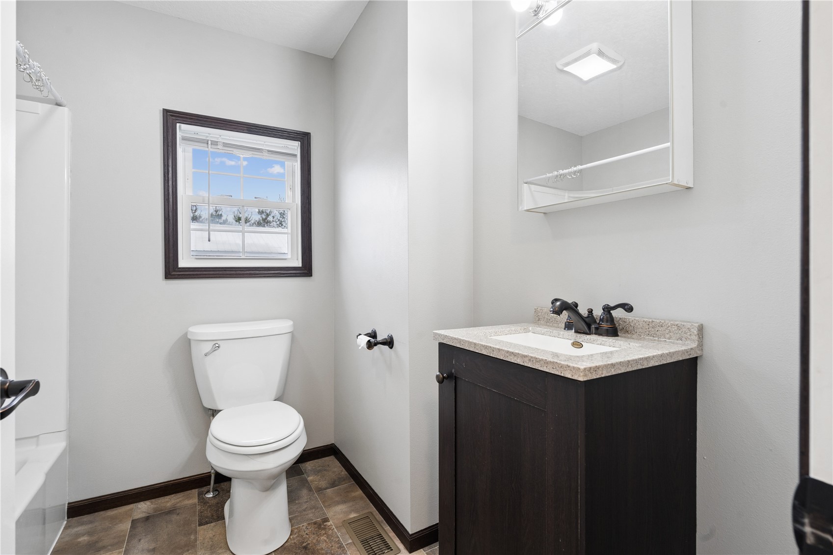 516 E 4th Street Vinton IA 52349
