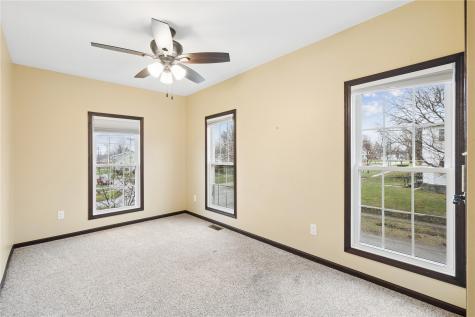 516 E 4th Street Vinton IA 52349