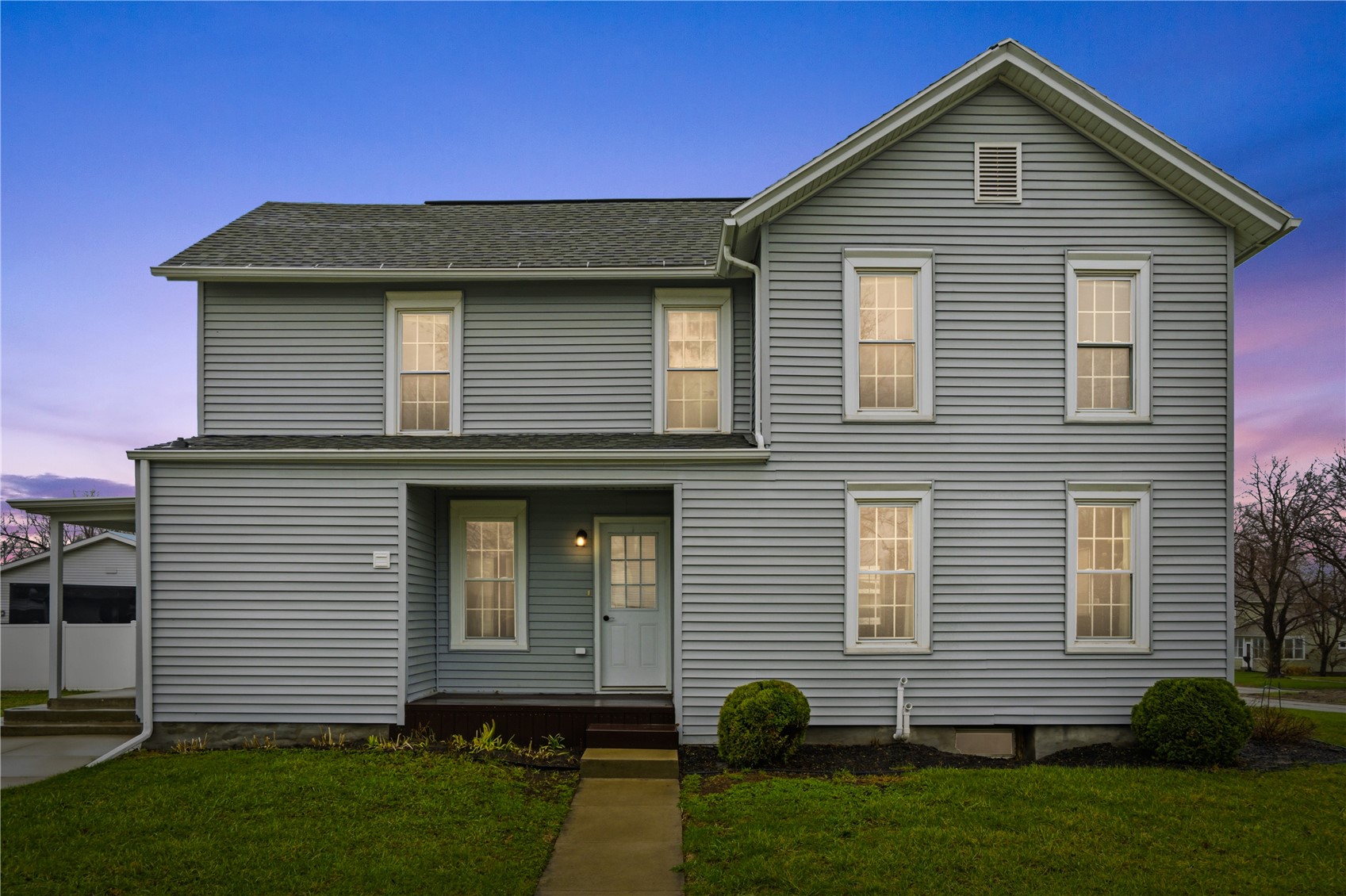 516 E 4th Street Vinton IA 52349