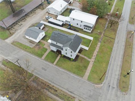 516 E 4th Street Vinton IA 52349