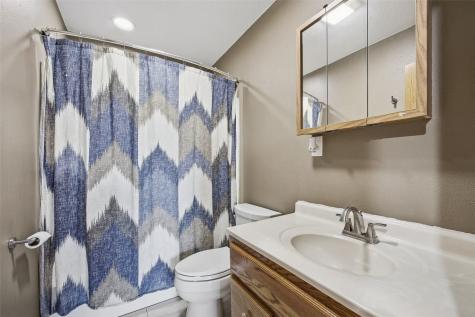 306 Agape Avenue Urbana IA 52345