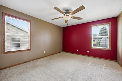 306 Agape Avenue Urbana IA 52345