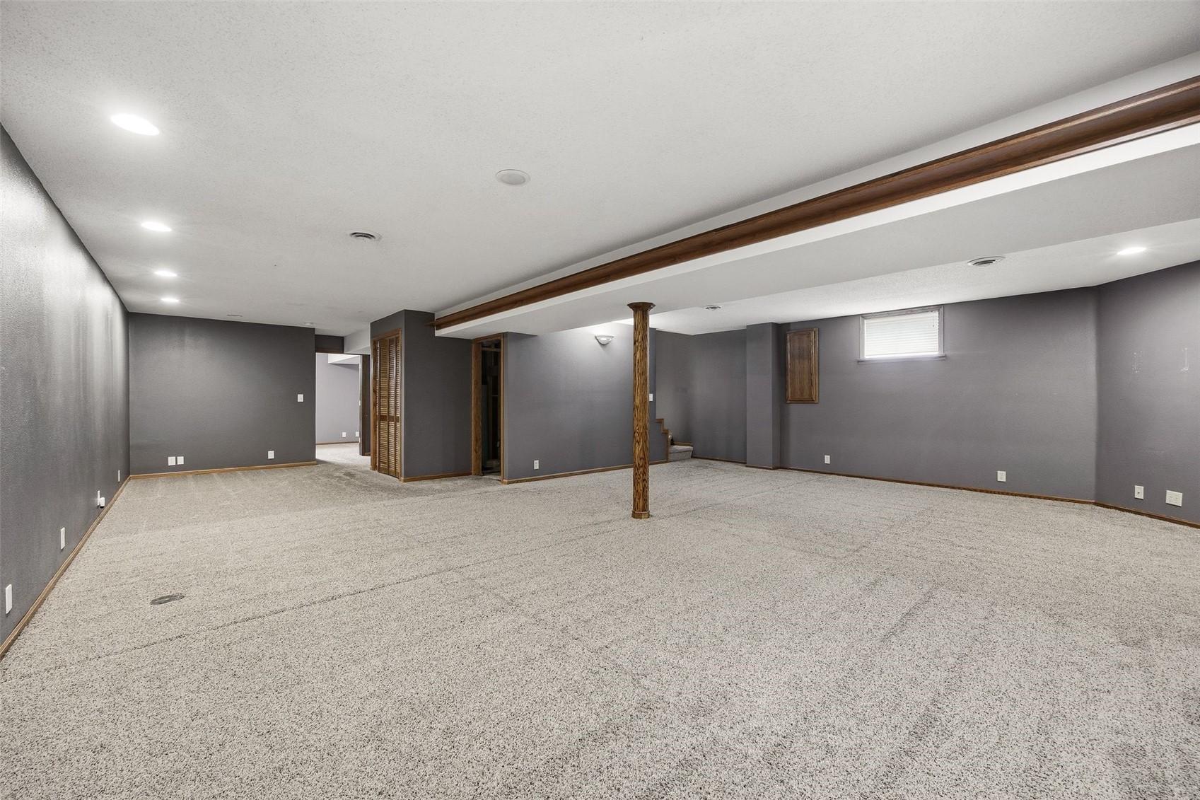 306 Agape Avenue Urbana IA 52345