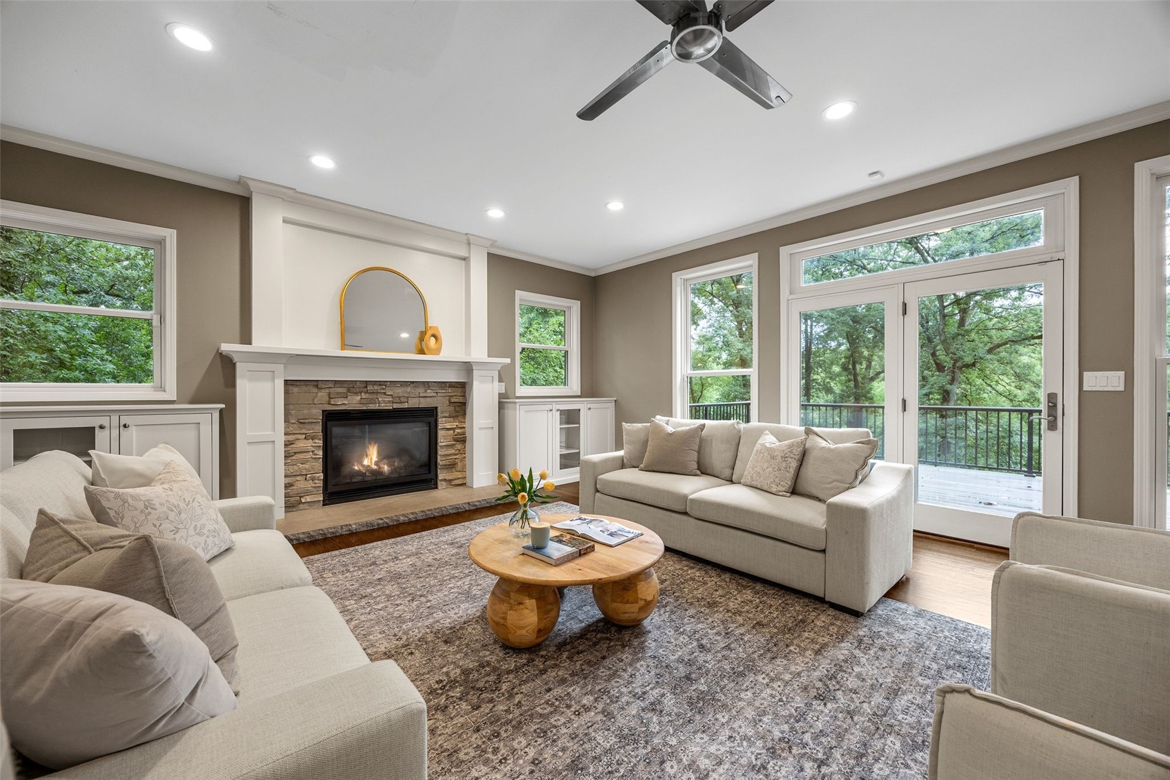 3016 Forest Gate Circle Iowa City IA 52240
