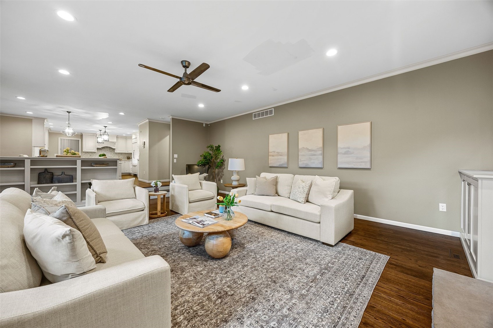 3016 Forest Gate Circle Iowa City IA 52240