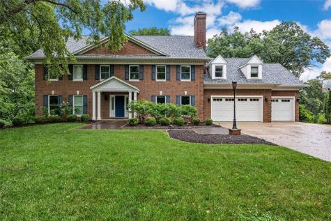 3016 Forest Gate Circle Iowa City IA 52240