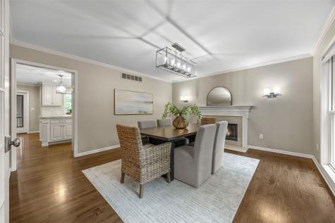 3016 Forest Gate Circle Iowa City IA 52240