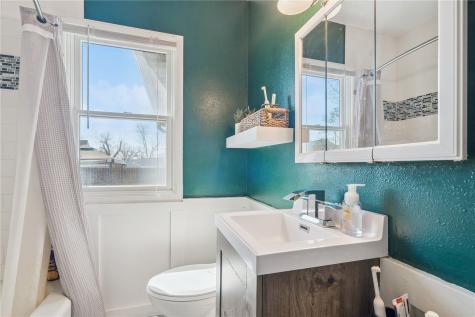 297 6th Avenue Marion IA 52302