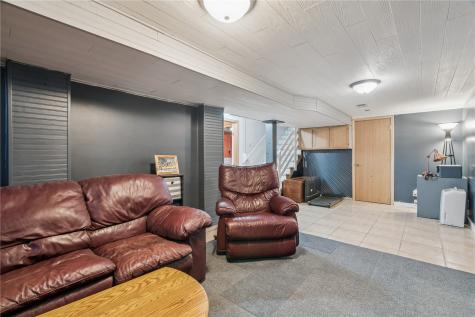297 6th Avenue Marion IA 52302
