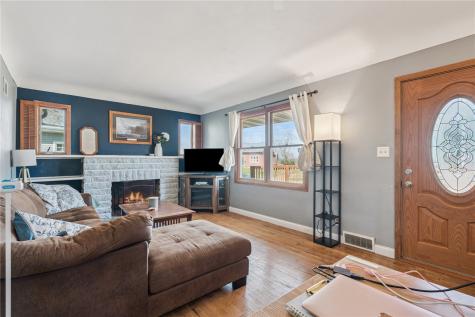 297 6th Avenue Marion IA 52302
