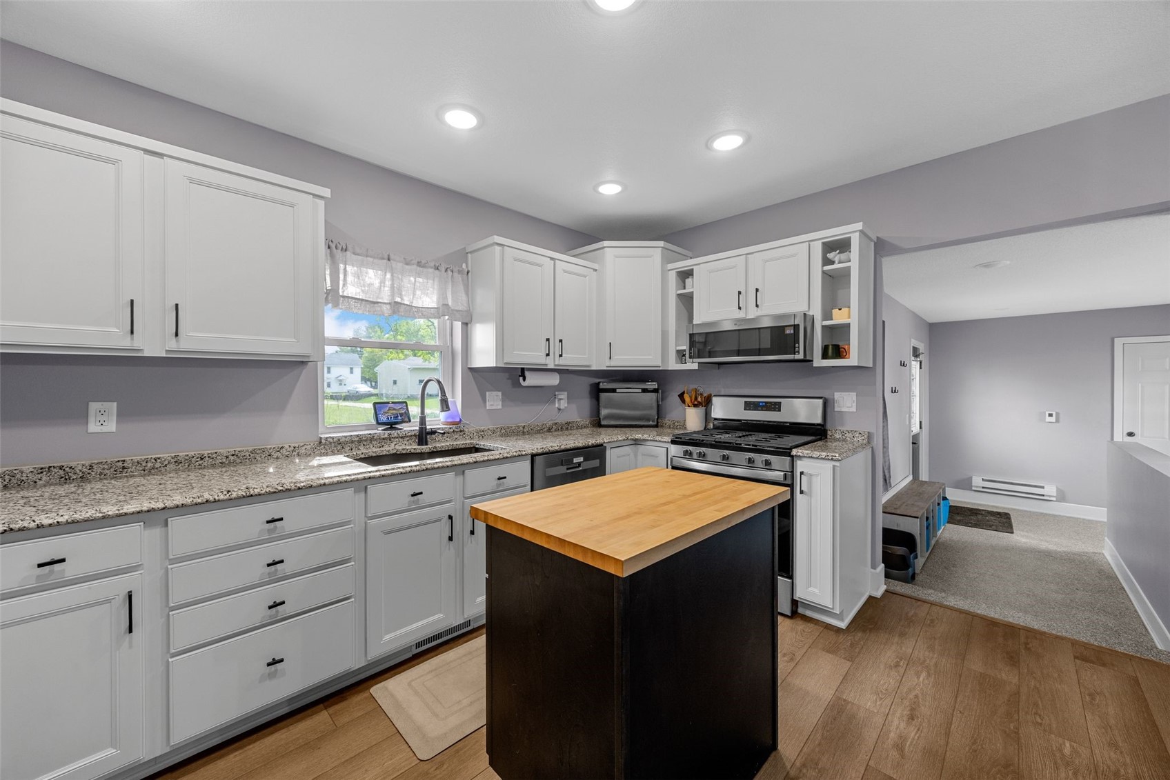 421 W 5th Street Monticello IA 52310