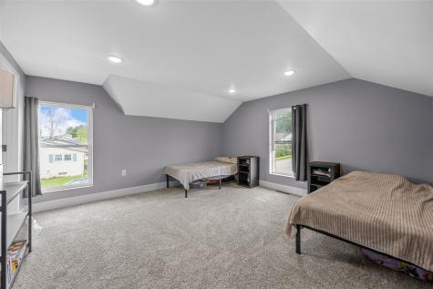421 W 5th Street Monticello IA 52310