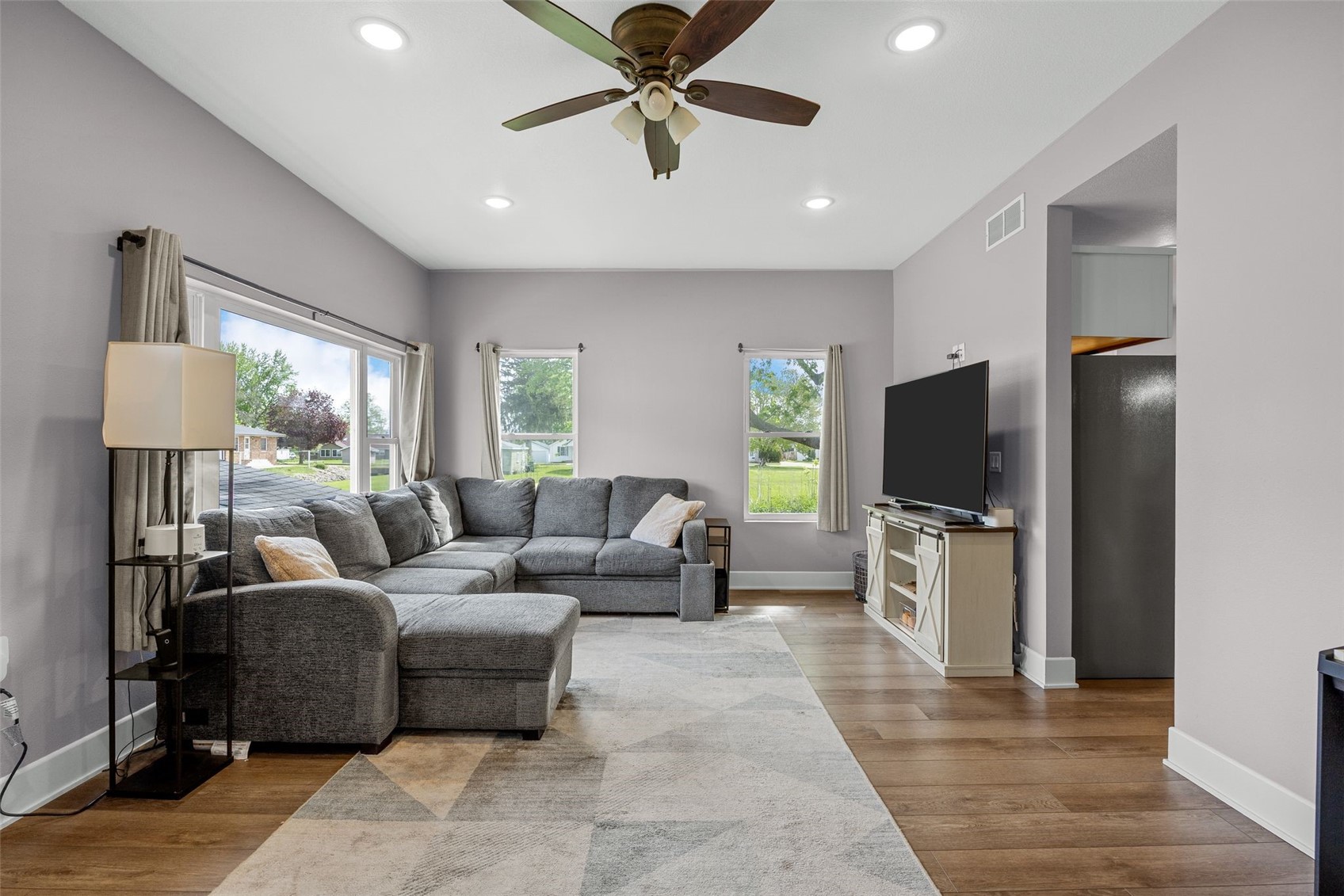 421 W 5th Street Monticello IA 52310