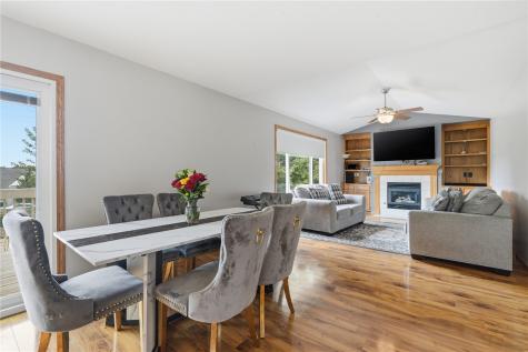 6611 Fox Run Drive SW Cedar Rapids IA 52404