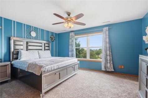 6611 Fox Run Drive SW Cedar Rapids IA 52404