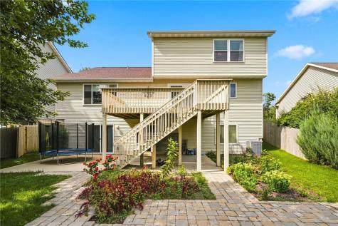 6611 Fox Run Drive SW Cedar Rapids IA 52404