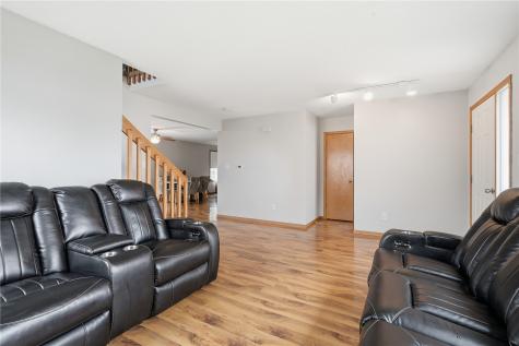 6611 Fox Run Drive SW Cedar Rapids IA 52404