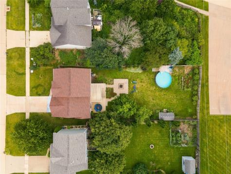 6611 Fox Run Drive SW Cedar Rapids IA 52404