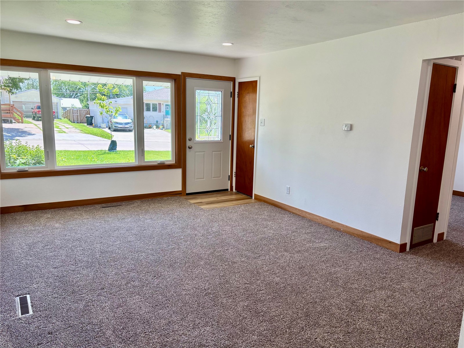 272 Peace Avenue NW Cedar Rapids IA 52405