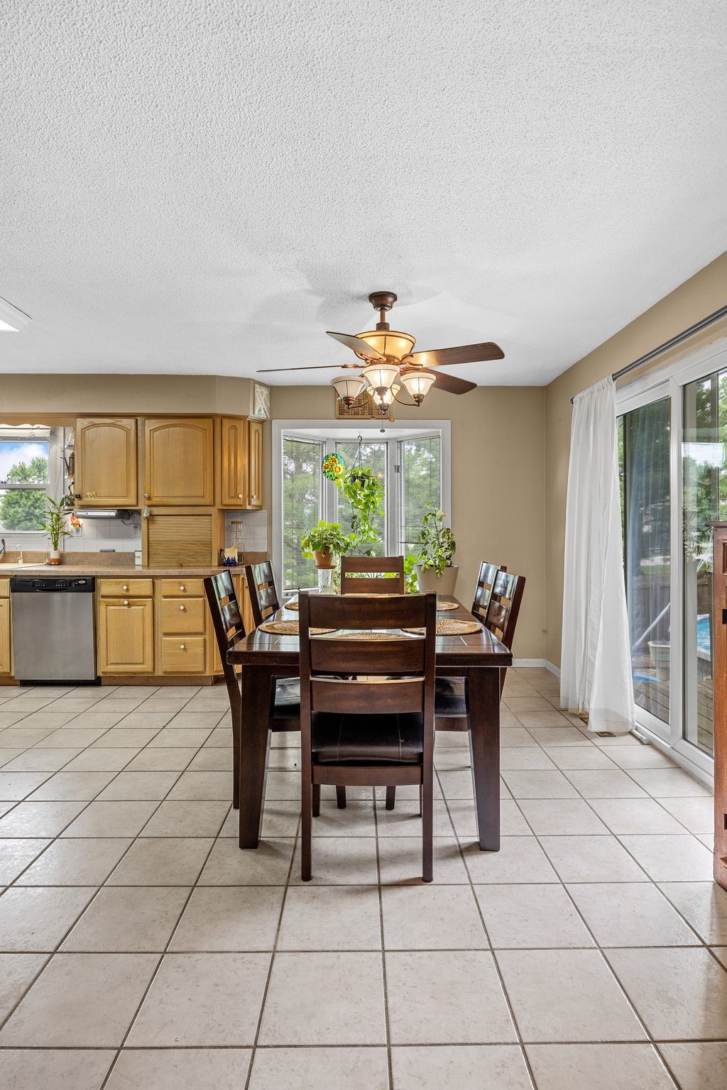 790 Leslie Court Robins IA 52328