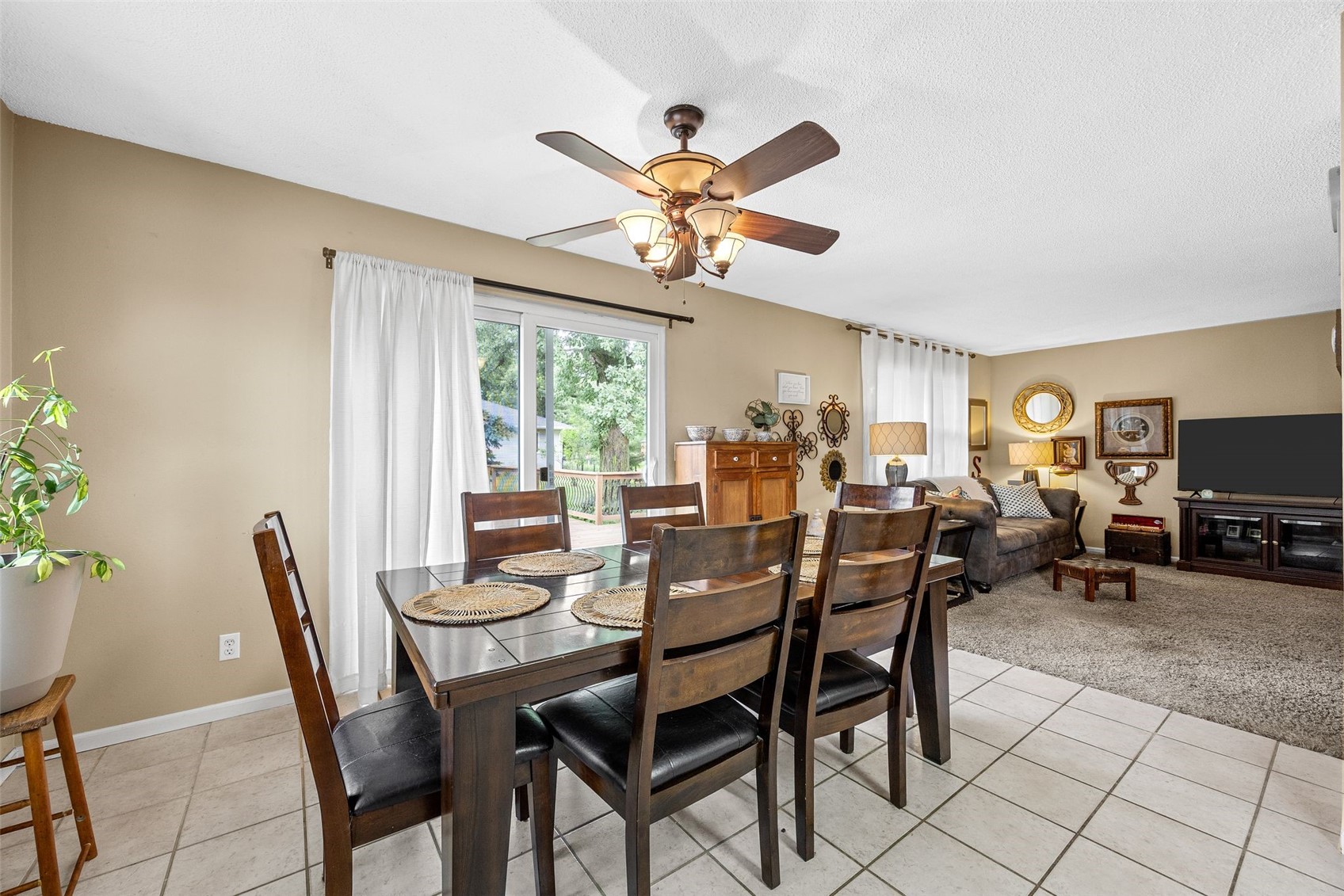 790 Leslie Court Robins IA 52328