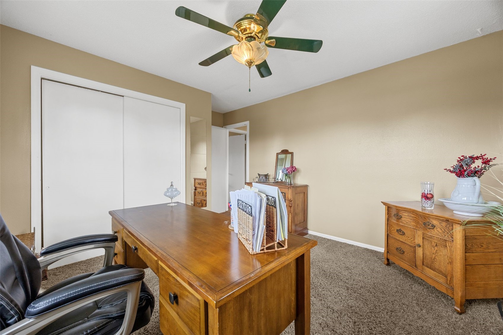 790 Leslie Court Robins IA 52328
