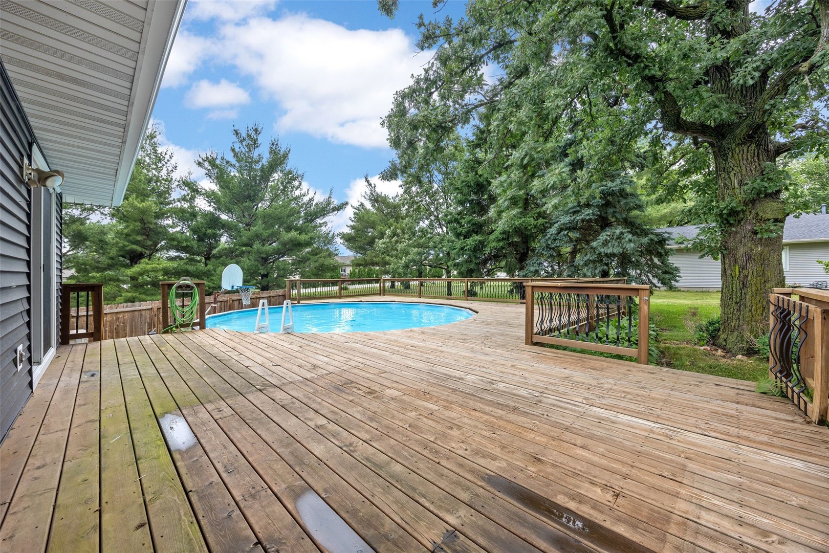 790 Leslie Court Robins IA 52328