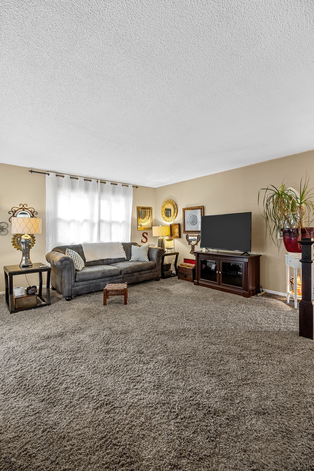 790 Leslie Court Robins IA 52328