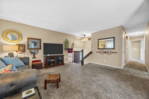 790 Leslie Court Robins IA 52328
