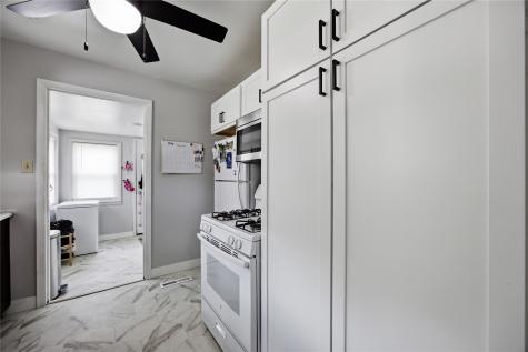 1310 8th Street Marion IA 52302