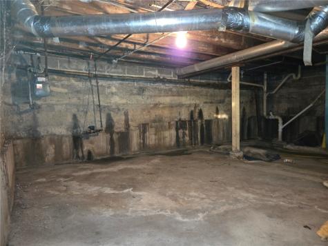 1517 34th Street NE Cedar Rapids IA 52402