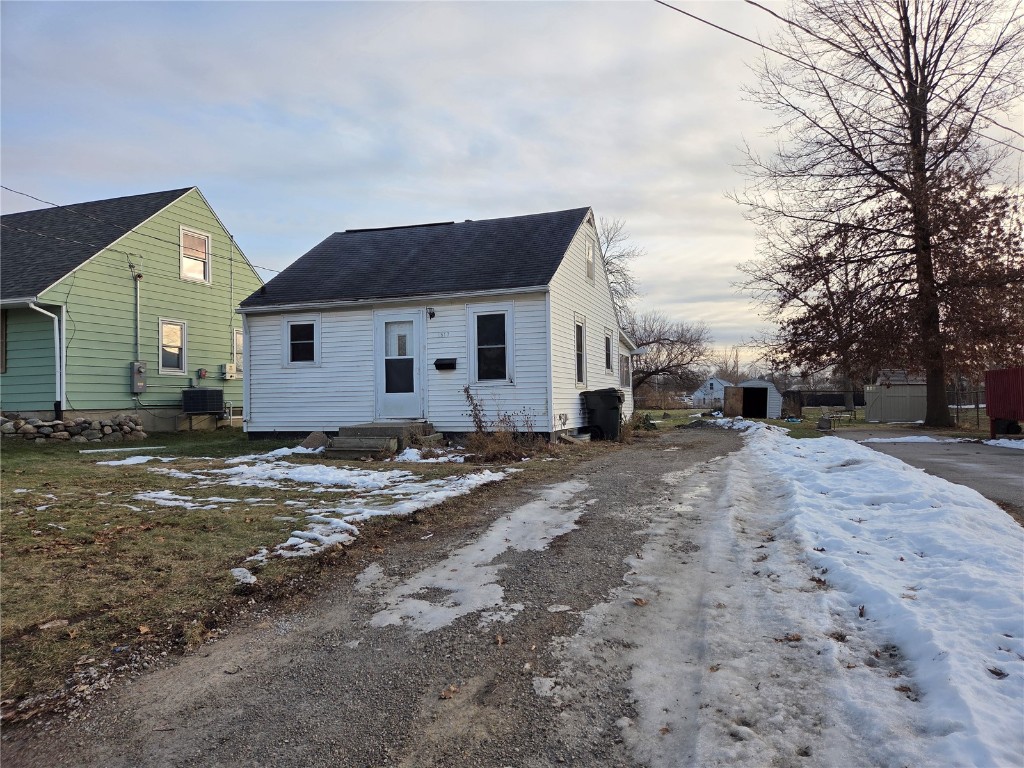 1517 34th Street NE Cedar Rapids IA 52402
