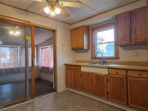 1517 34th Street NE Cedar Rapids IA 52402