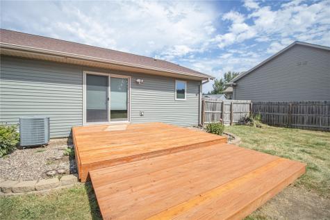 1617 Meadow Ridge Court Anamosa IA 52205