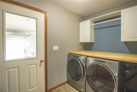 1617 Meadow Ridge Court Anamosa IA 52205