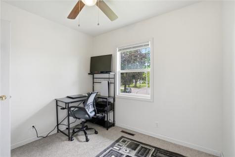 6612 Inwood Lane NE Cedar Rapids IA 52402