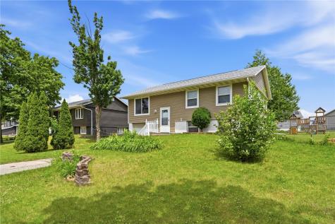 6612 Inwood Lane NE Cedar Rapids IA 52402
