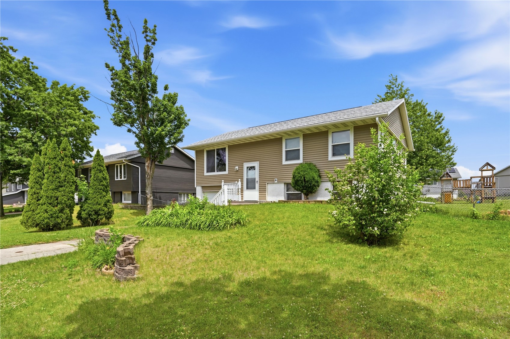 6612 Inwood Lane NE Cedar Rapids IA 52402