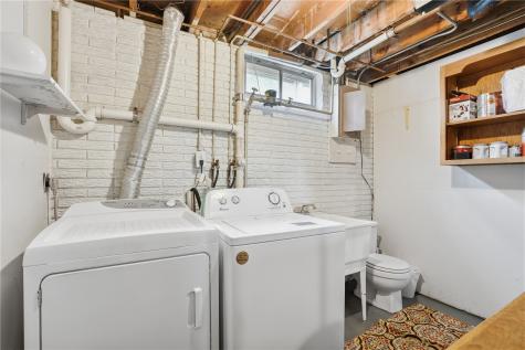 6612 Inwood Lane NE Cedar Rapids IA 52402