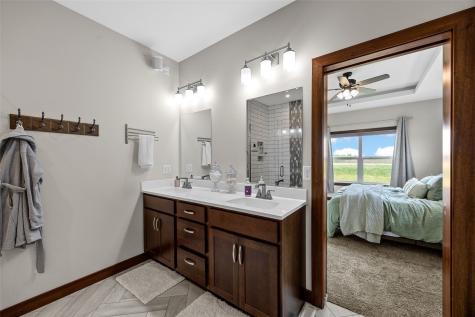 3176 Artesian Road Marion IA 52302