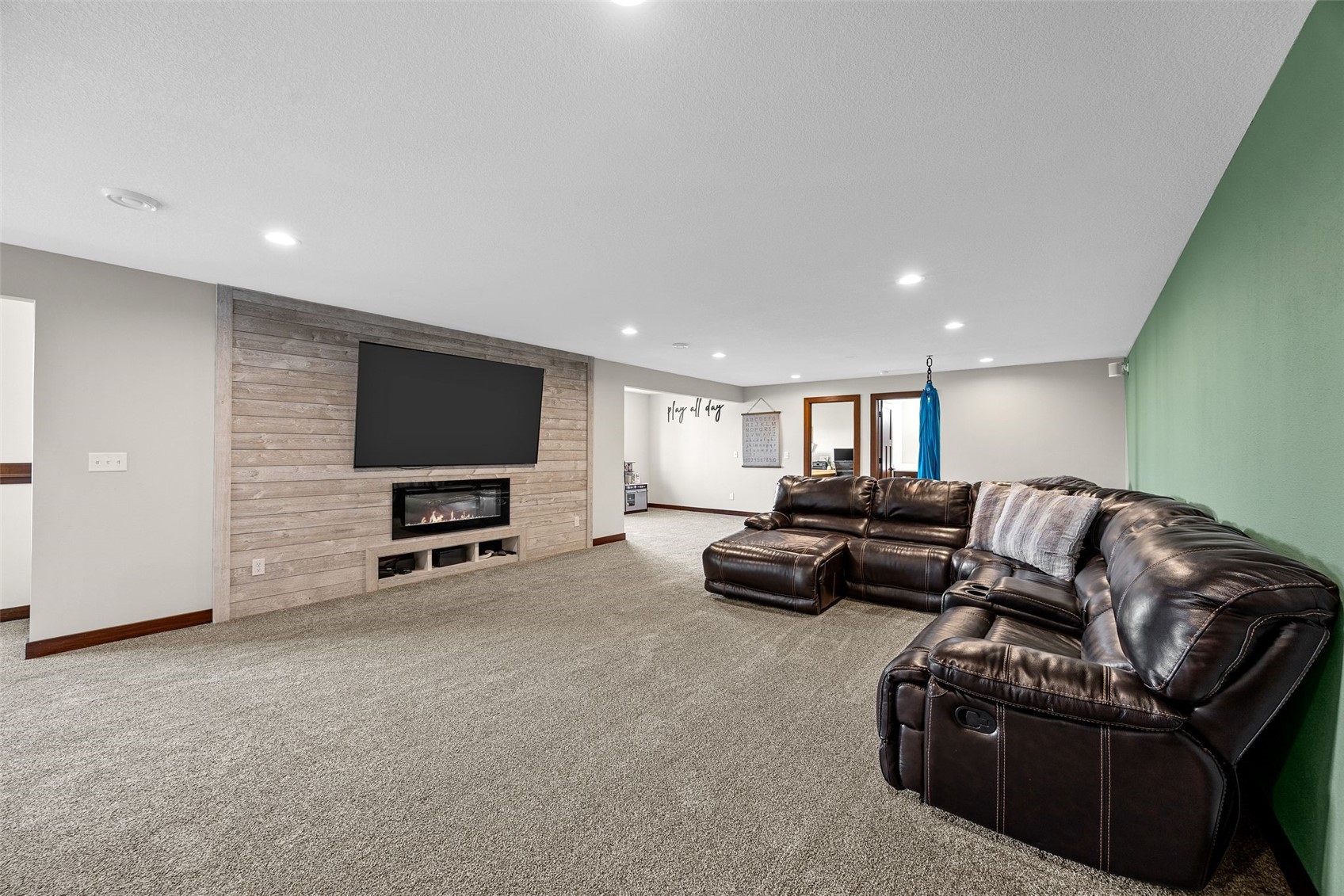 3176 Artesian Road Marion IA 52302