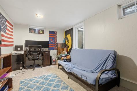706 Giblin Drive Iowa City IA 52246