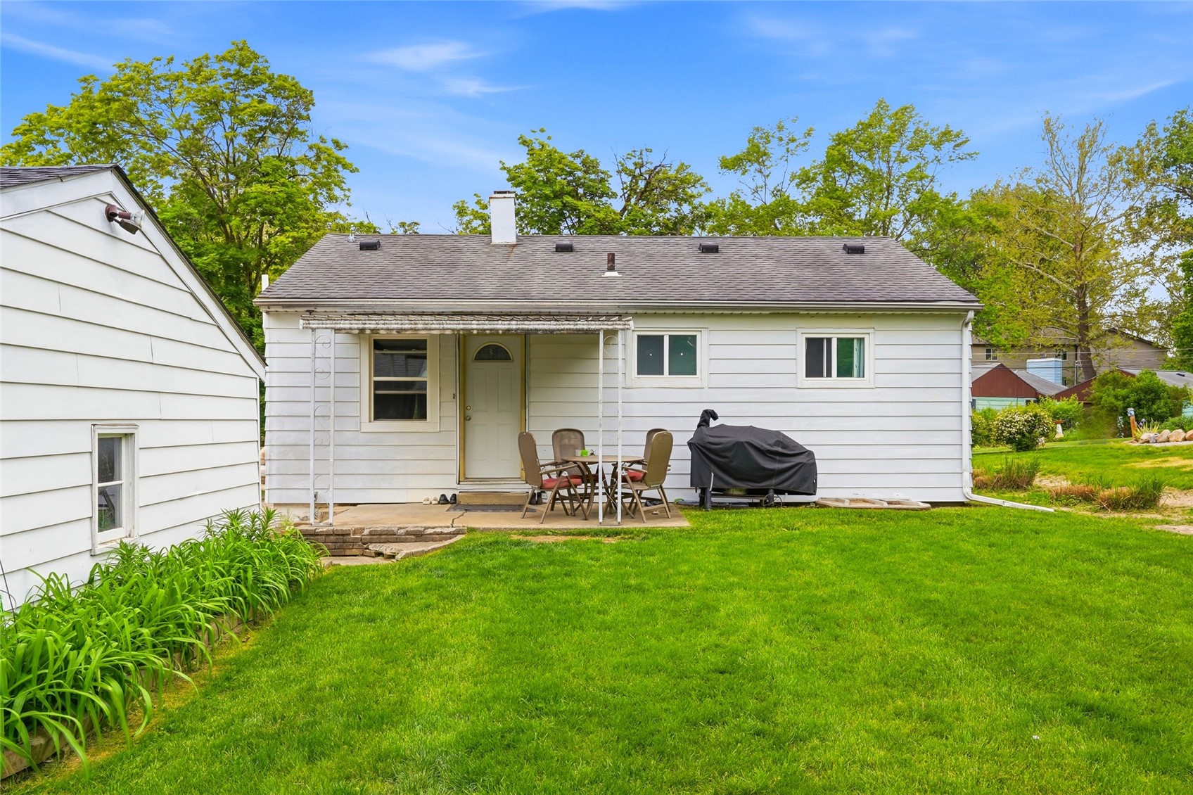 706 Giblin Drive Iowa City IA 52246