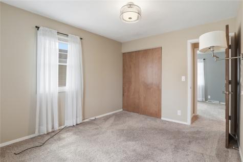 806 29th Street NW Cedar Rapids IA 52405