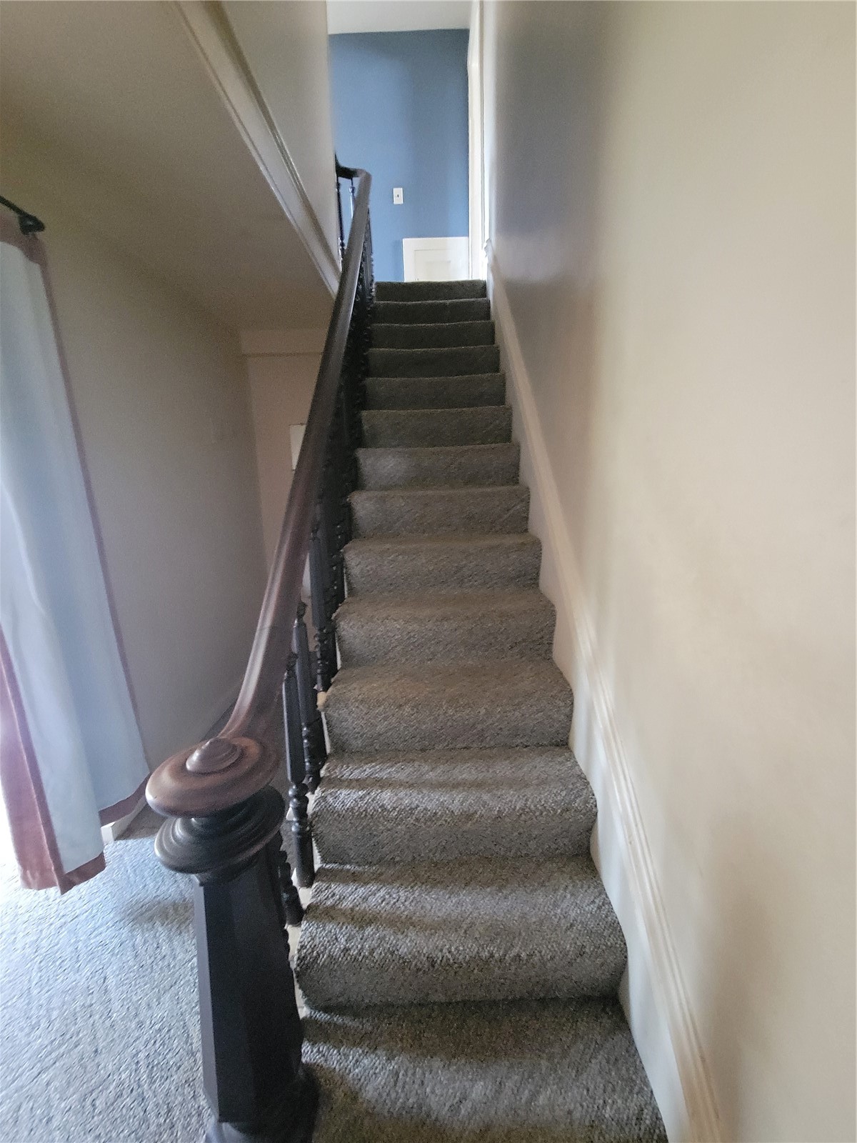 218 E Main Street Oxford IA 52322