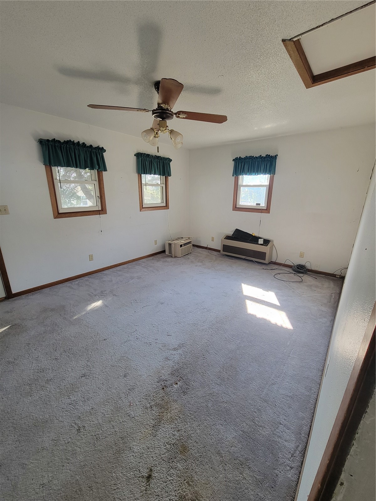 218 E Main Street Oxford IA 52322