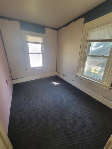 218 E Main Street Oxford IA 52322