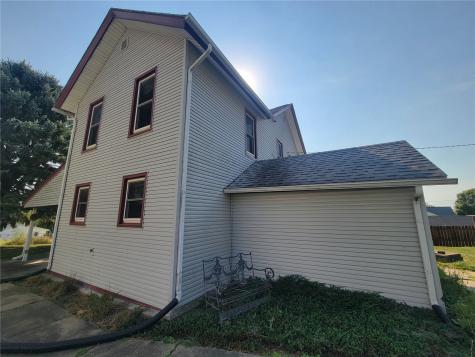218 E Main Street Oxford IA 52322