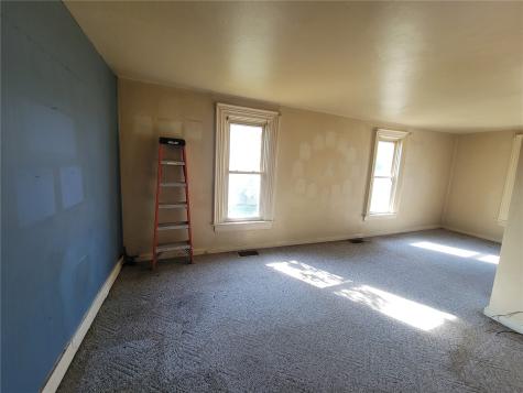 218 E Main Street Oxford IA 52322